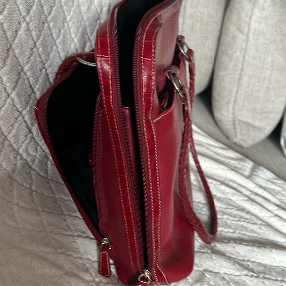 💥💥Coldwater Creek Red Faux Leather Americana Briefcase💥💥 - Picture 5 of 12